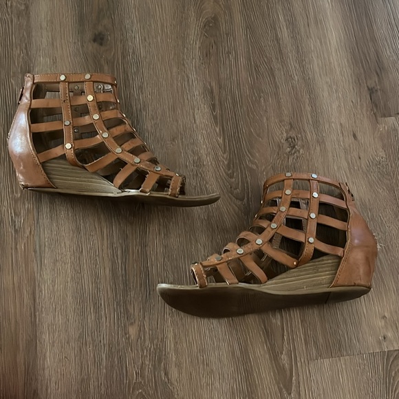 Report Gladiator Brown & Gold Structured Sandals Size 9 - Picture 3 of 8